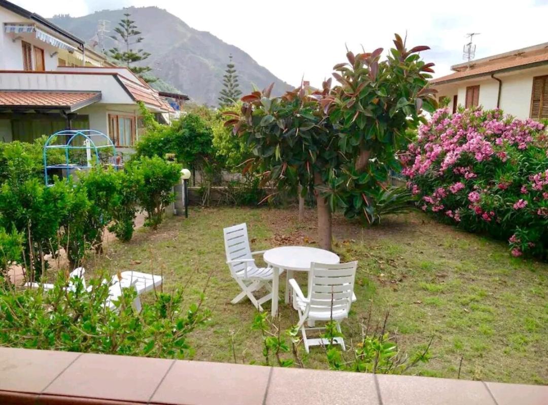 Holiday home Casa Con Giardino E Terrazzo Vicino Al Mare